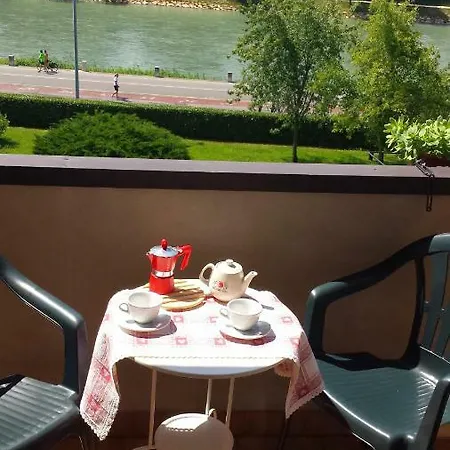 Verona Amazing River View Exterior photo